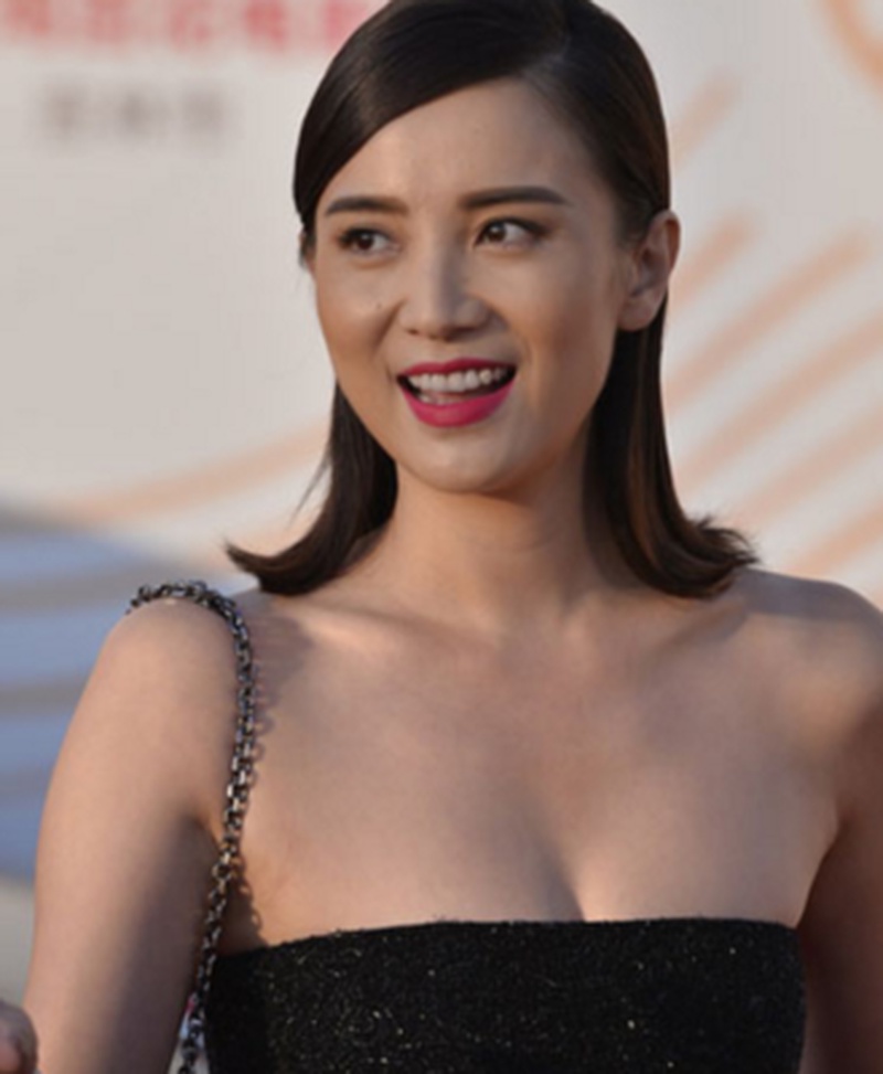 窦靖童